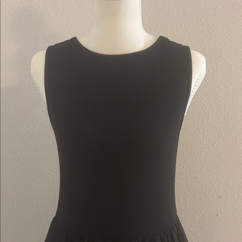 Leith Black Fit and Flare Dress Size M Sleeveless Minimalist Skater Dress - Picture 6 of 12